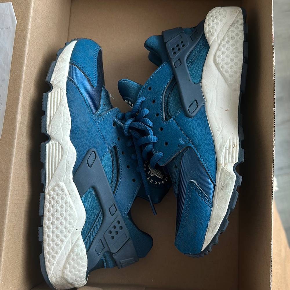 wmns air huarache run